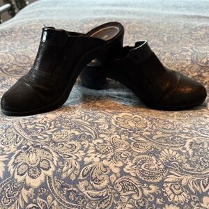 Romika Black Leather Mules